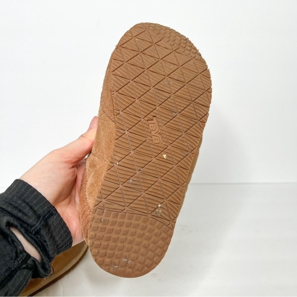 Teva Ember Moc Sherling Shoe Quilted Slip On Moccasin Tan Size 6 Women’s - Picture 5 of 6